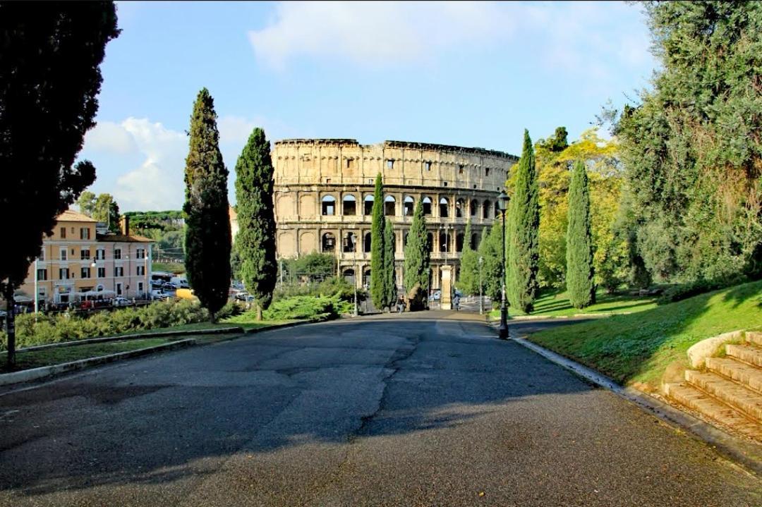 Tolli Colosseo Apartment ローマ エクステリア 写真