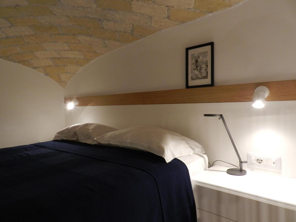 Tolli Colosseo Apartment ローマ エクステリア 写真